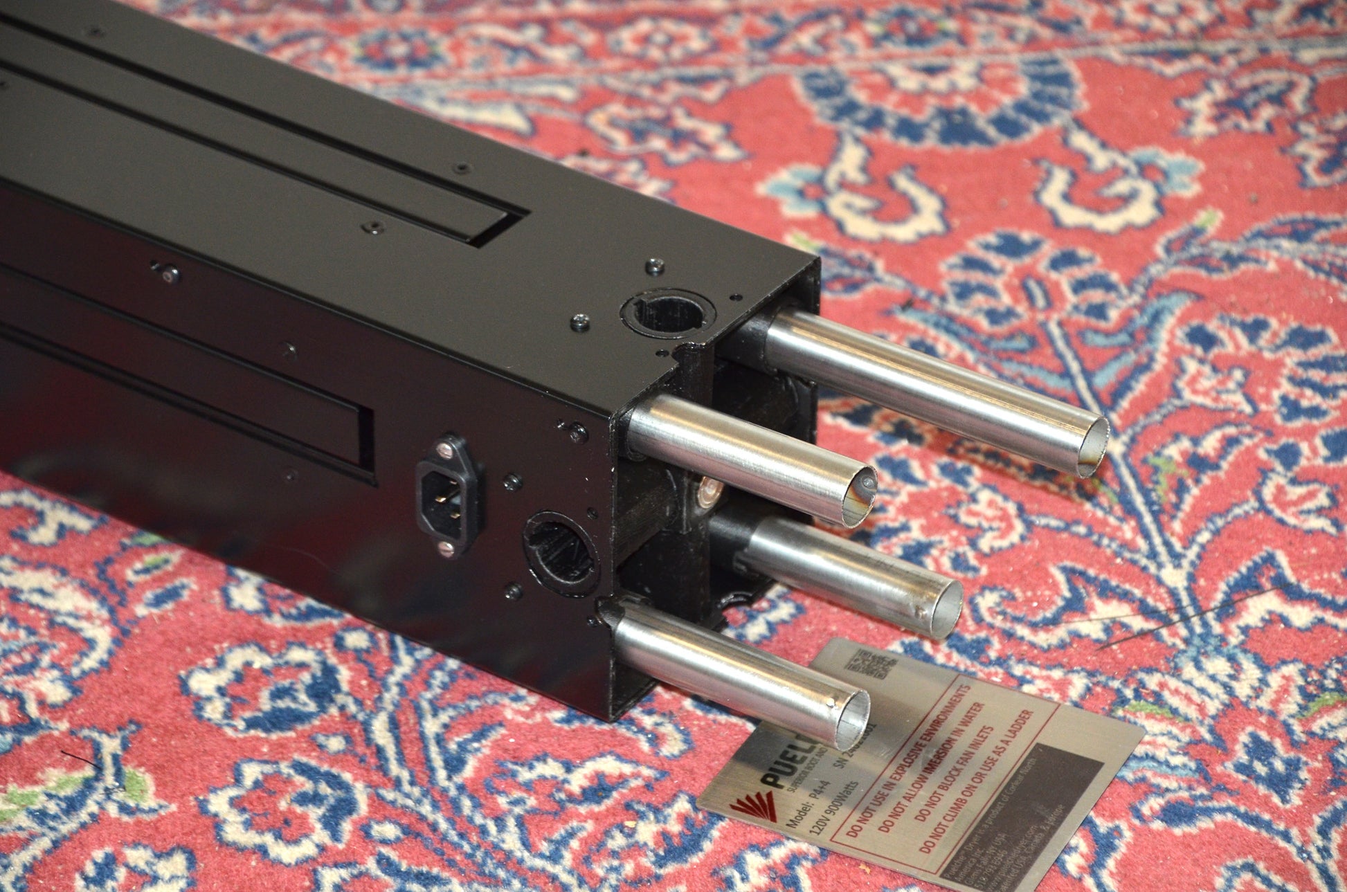 Puelche Dryer portable unit shown with legs partially inserted into body