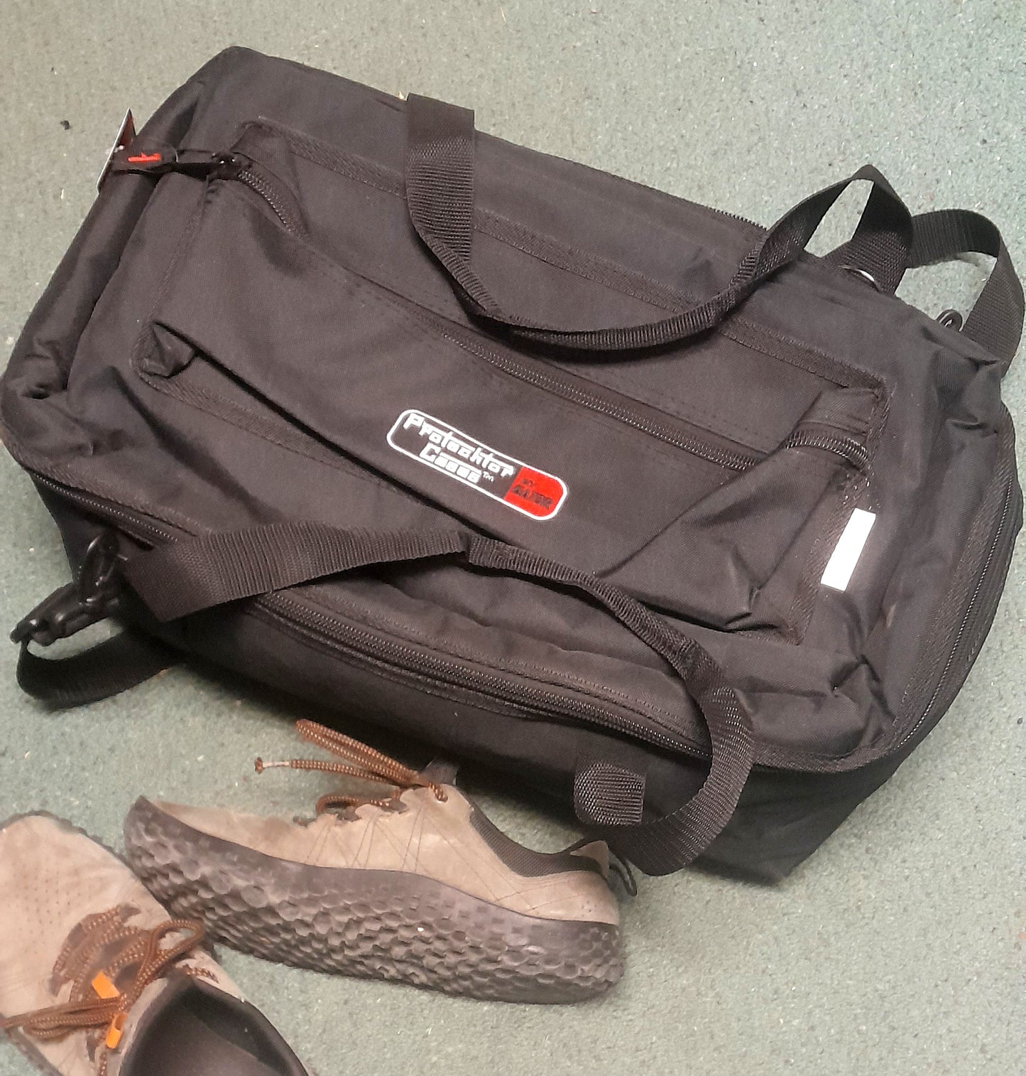 P2+2: Portable 2 Pair Boot & 2 Pair glove Dryer